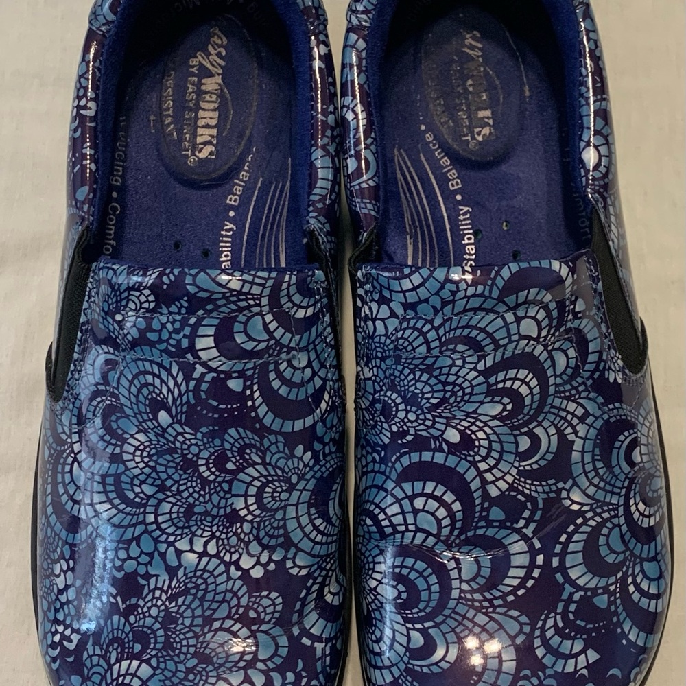 Slip Resistant Shoes/Resturants/Hospitals